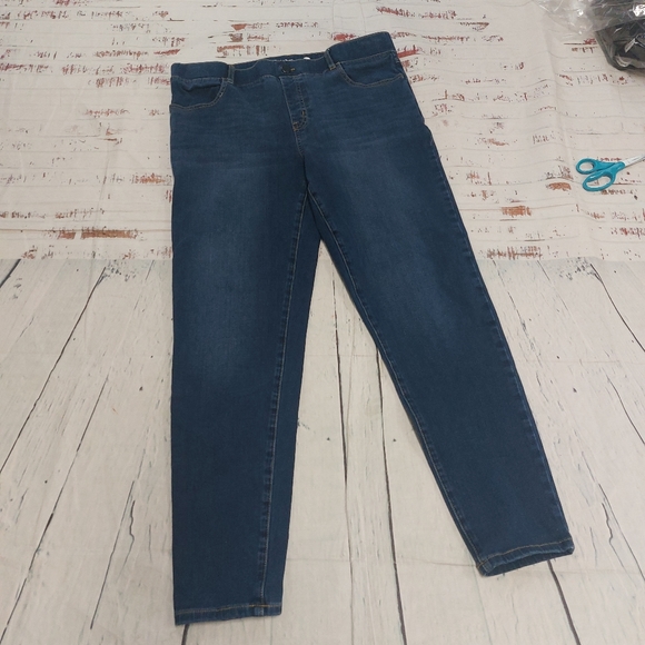 Betabrand pull on stretch skinny jeans - Picture 4 of 4